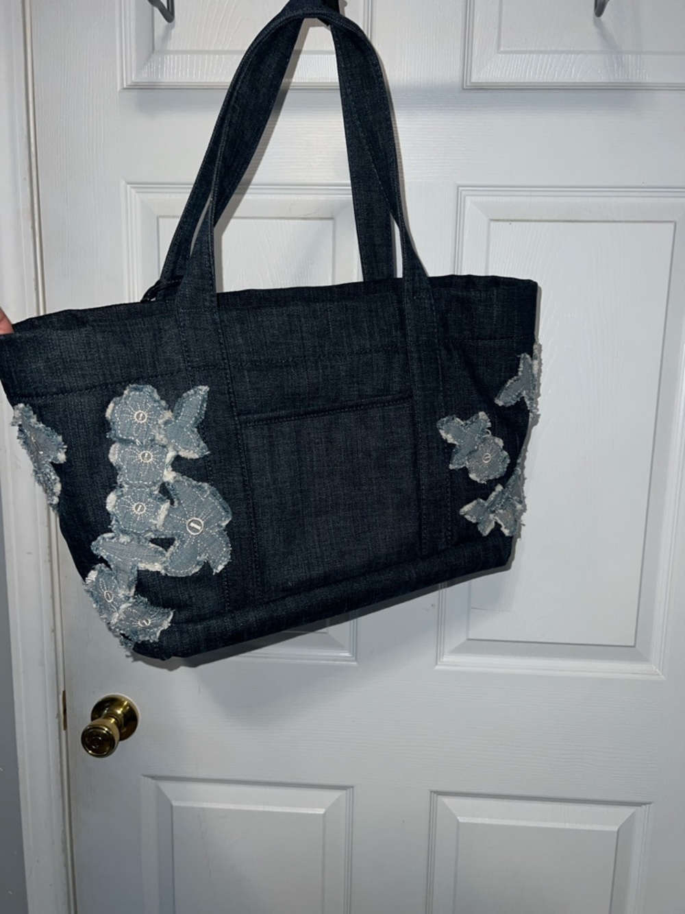 Michael Kors Dark Denim Tote with Light Blue Floral matching clutch - Picture 2 of 7